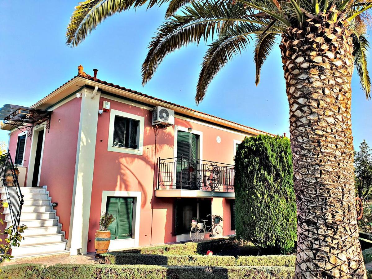 Villa Acroploro Galaxídhion Esterno foto